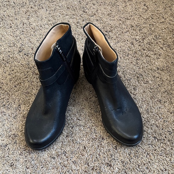 Dansko Shoes - Black Ankle Boots with Zipper
